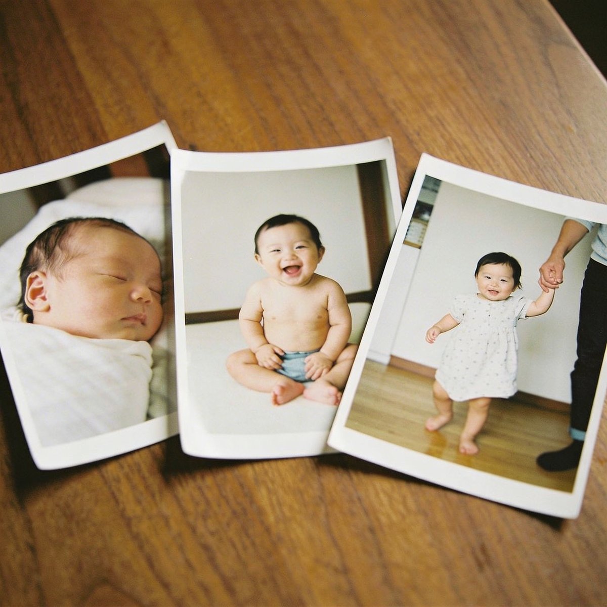 Jämförande infografik av olika åldrar för babyfotografering